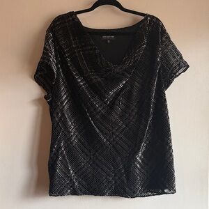 Jones New York Black Textured Blouse - perfect for the holidays!